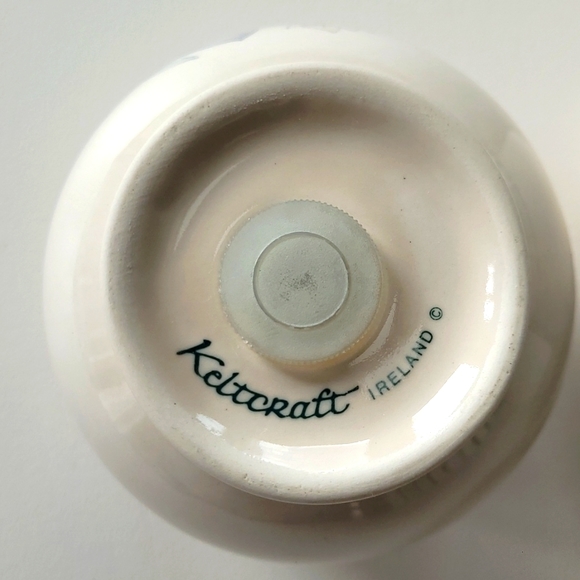 Keltcraft (Noritake) Kerry Spring Salt and Pepper - Picture 3 of 5